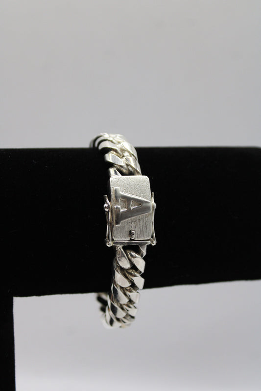 PULSO CUBANO BROCHE INICIAL PLATA SOLIDA .925